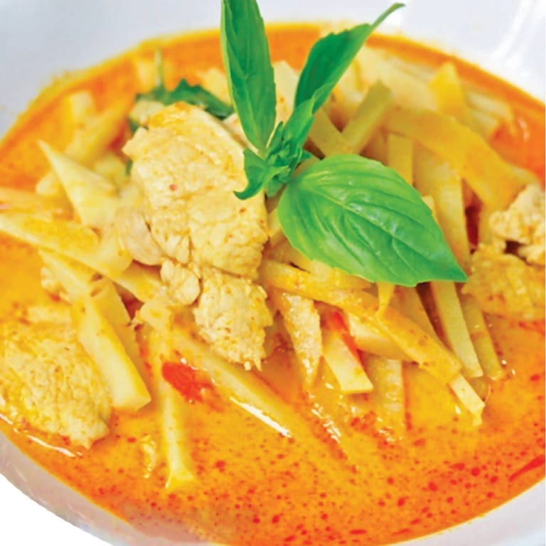 Spice Up Your Meal with Red Curry Delights
