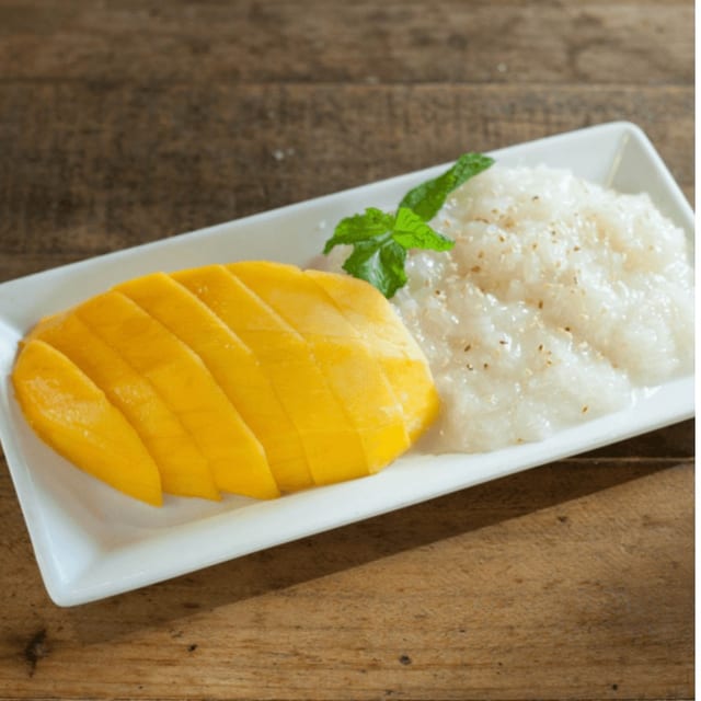 D1 Mango & Sticky Rice.