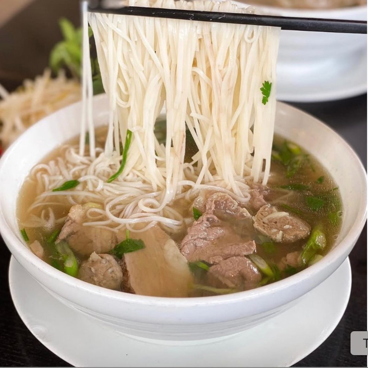 V3 Pho Chin Bo Vien